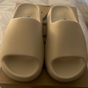 Brand new Yeezy Slides